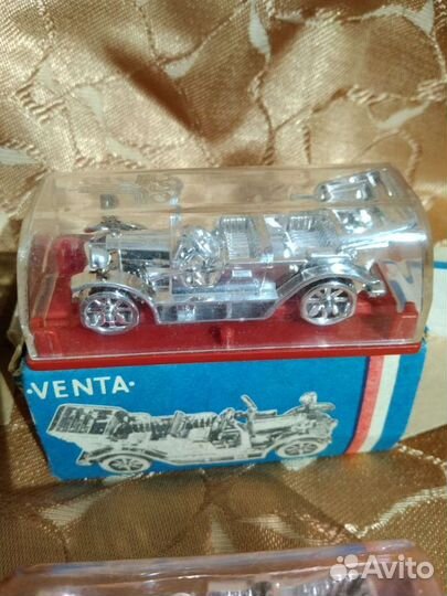 Модель автомобиля сувениры