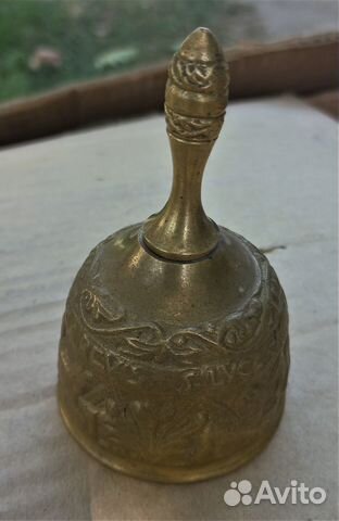 Бронзовый колокольчик 1 сентября