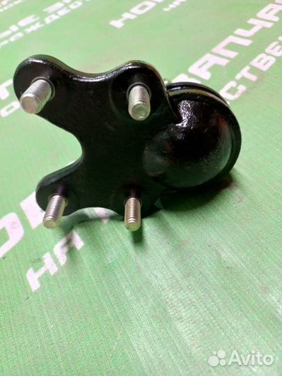 Шаровая опора Toyota Hiace 1984