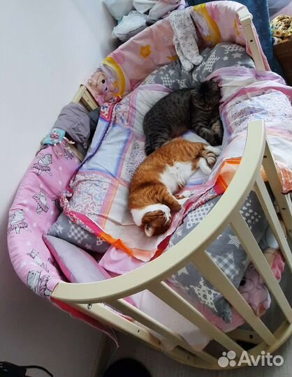 Детская кроватка трансформер круглая с маятником