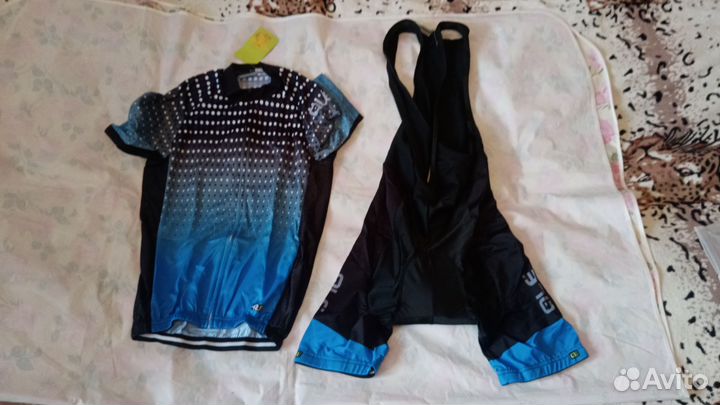 Велосипедный костюм