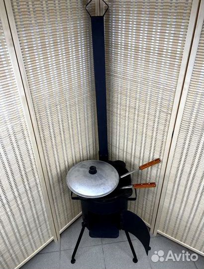 Казан чугунный с печкой