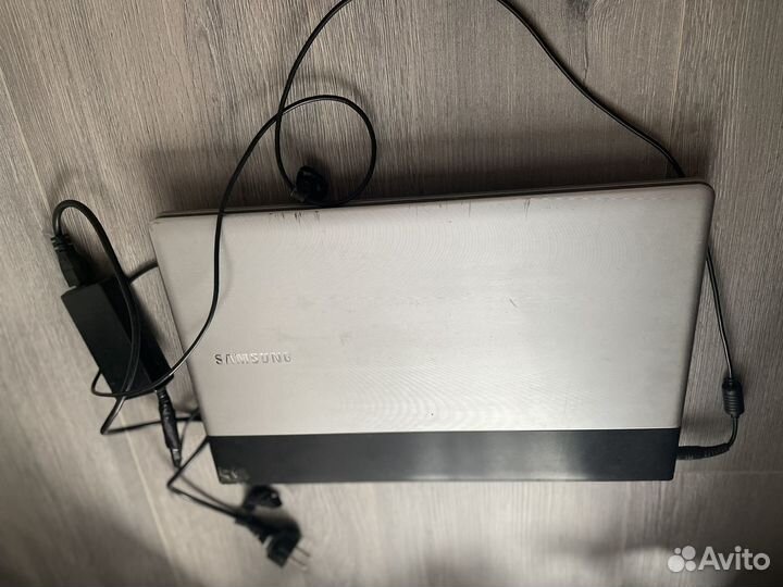 Ноутбук samsung np300e7a 17.3