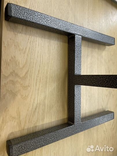 Подставка для мисок для собак