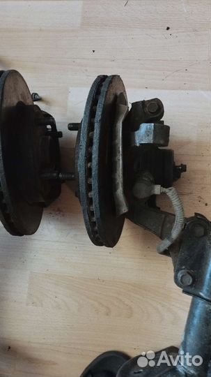 Кулак поворотный, сборе,на шевроле лачетти