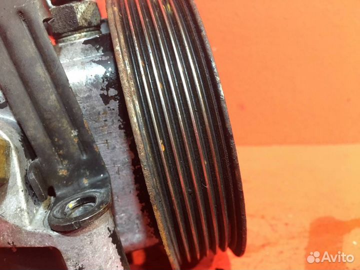 Насос гура для Ford Focus 2 hwda 1.6L Zetec (Б/У)