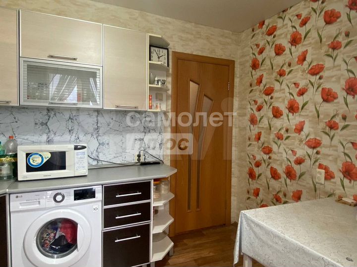 2-к. квартира, 42,5 м², 9/9 эт.