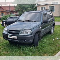 Chevrolet Niva 1.7 MT, 2011, 137 000 км, с пробегом, цена 449 000 руб.