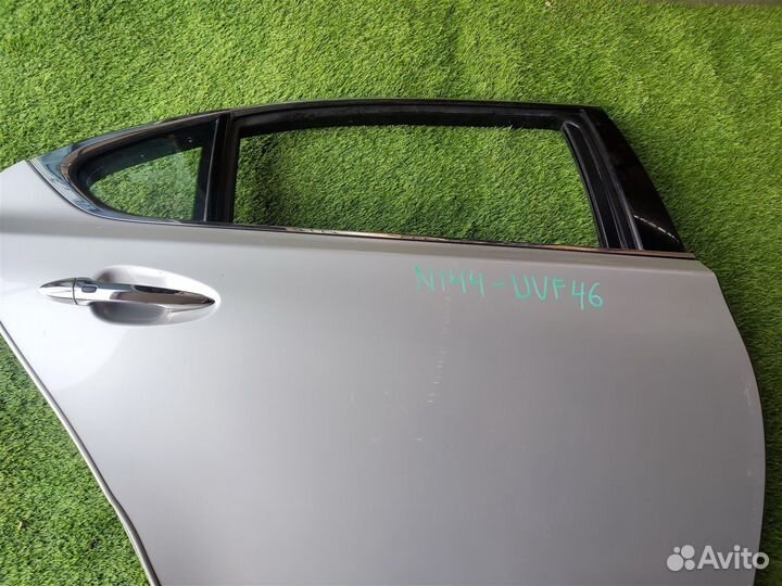 Дверь боковая задняя правая Lexus Ls600Hl UVF46
