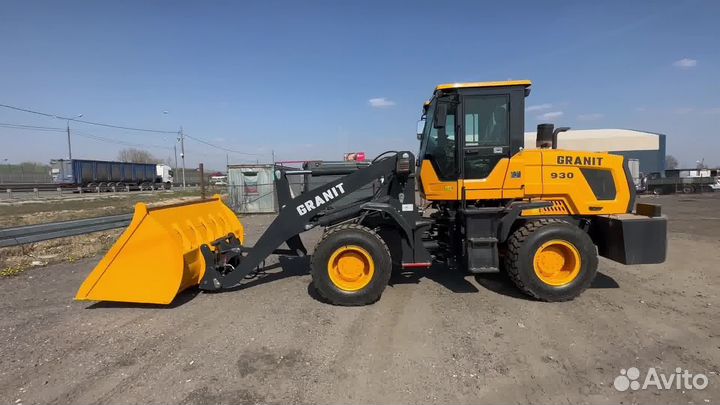 Фронтальный погрузчик Granit 930, 2023