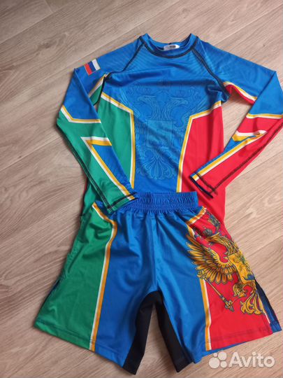 Рашгард и шорты