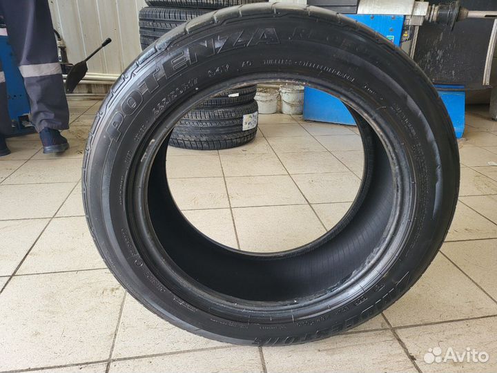 Bridgestone Potenza RE050 225/50 R17 94Y