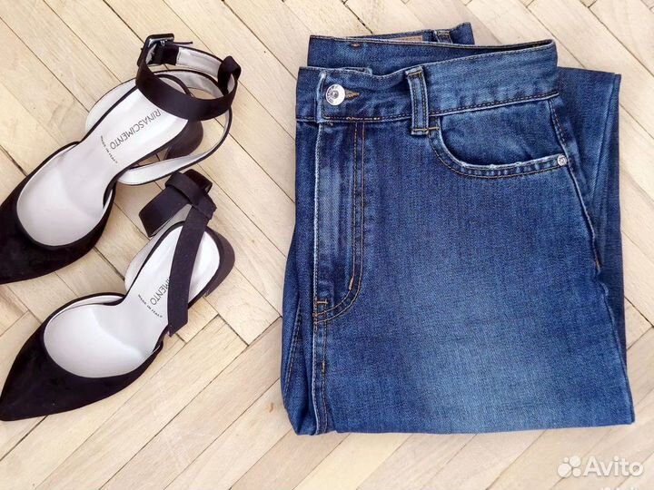 Джинсы Rinascimento S