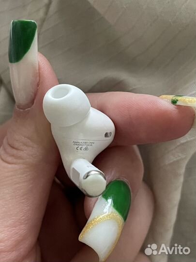 Наушник AirPods Pro правый