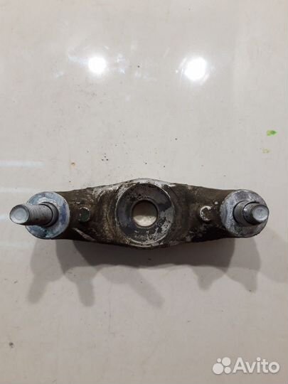 Кронштейн опоры шаровой (Volvo XC60 II)