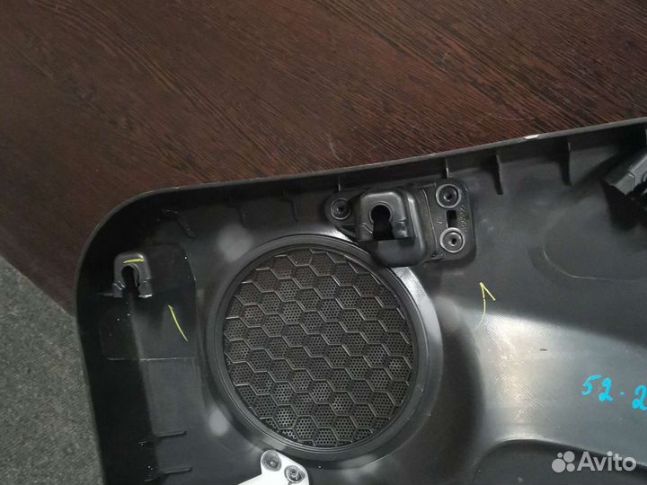 Обивка двери задней левой Chevrolet Tahoe 3