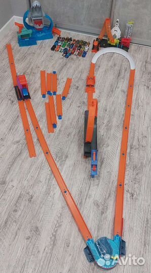 Hot wheels игровой набор