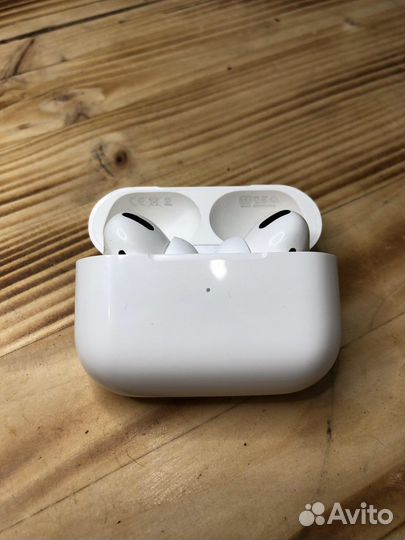 Наушники AirPods pro