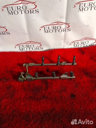 Топливная рейка Infiniti Fx35 35