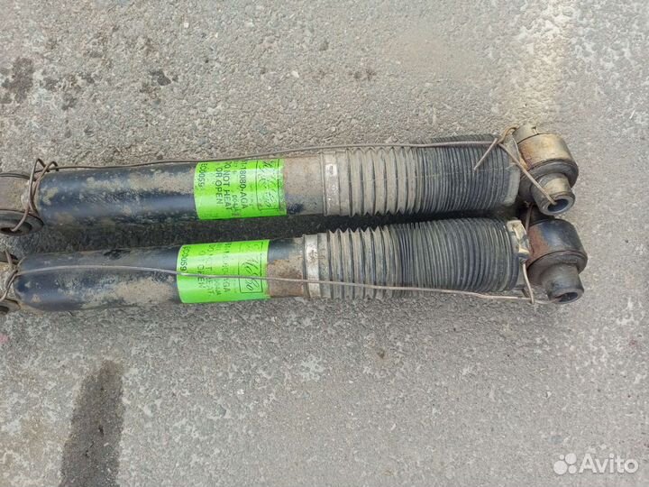 Амортизаторы задние