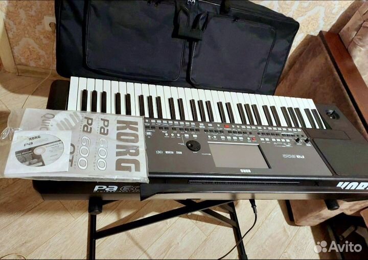 Синтезатор Korg pa 600 Next