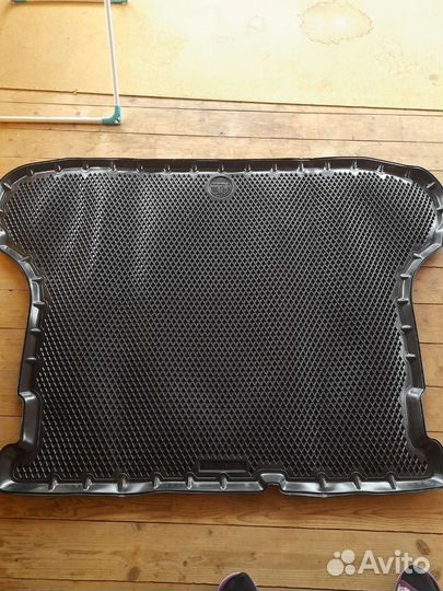 Автомобильные коврики на Лада Веста