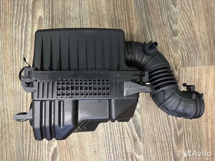 Корпус воздушного фильтра Hyundai Solaris 1, Rio 3