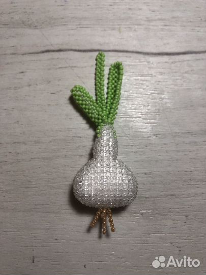 Лук из бисера амигуруми