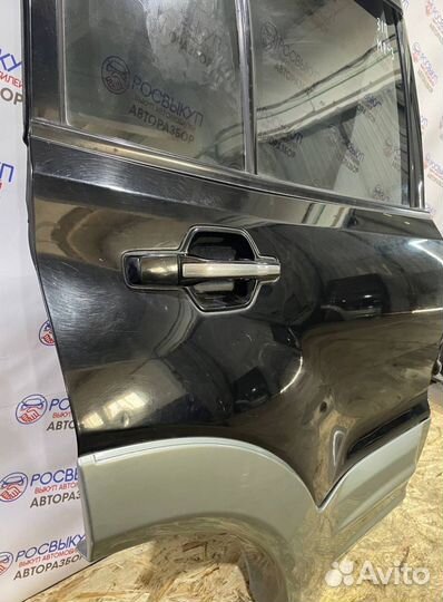 Б/У Дверь задняя правая Mitsubishi Pajero III