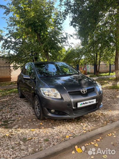 Toyota Auris 1.3 МТ, 2009, 230 500 км