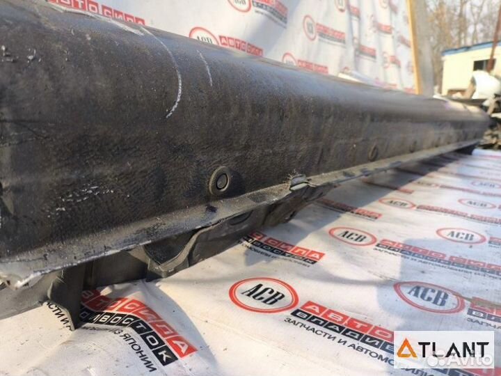 Порог кузова правая toyota ipsum