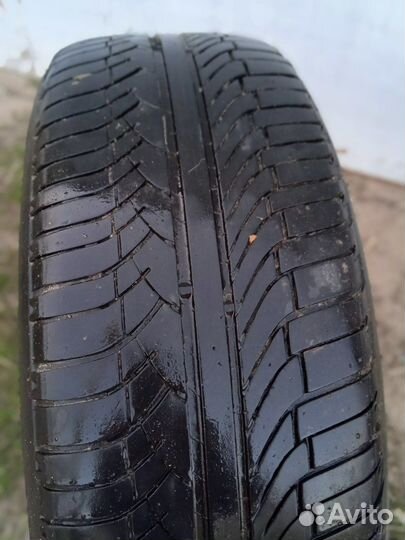 Michelin Latitude Diamaris 21.5/65 R16