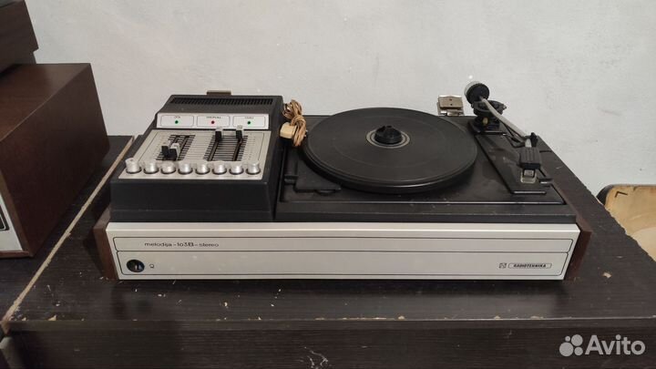 Проигрыватель винила мелодия 103В+алегро002