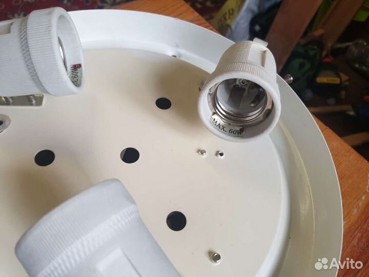 Светильник потолочный