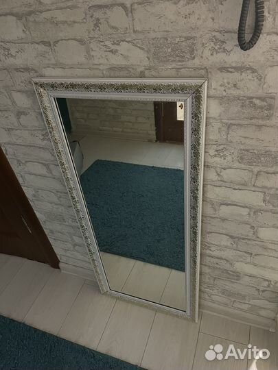 Зеркало настенное
