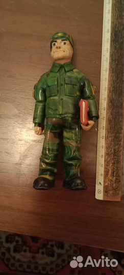 Фигурка из хлебного мякиша