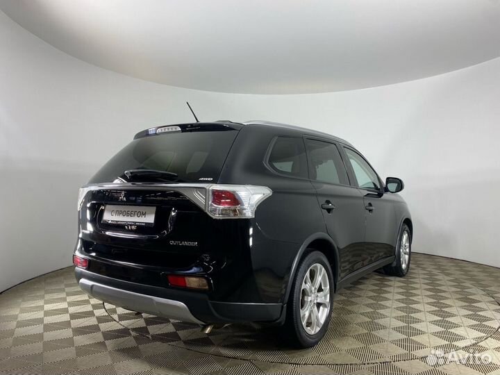 Mitsubishi Outlander 2.0 CVT, 2014, 130 000 км