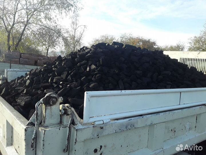 Камины обогреватель,уголь