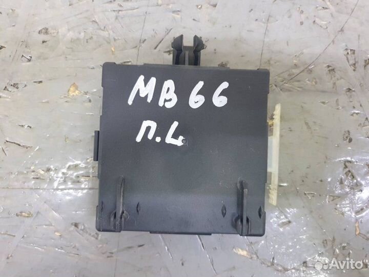 Блок управления двери передний Mercedes E-Class