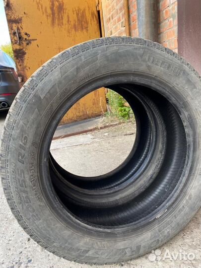 Pirelli Ice Zero FR 205/55 R16