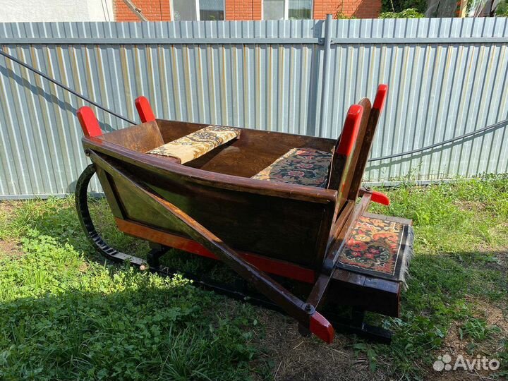 Сани для лошади