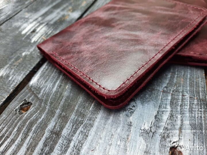 Обложка на паспорт кожаная
