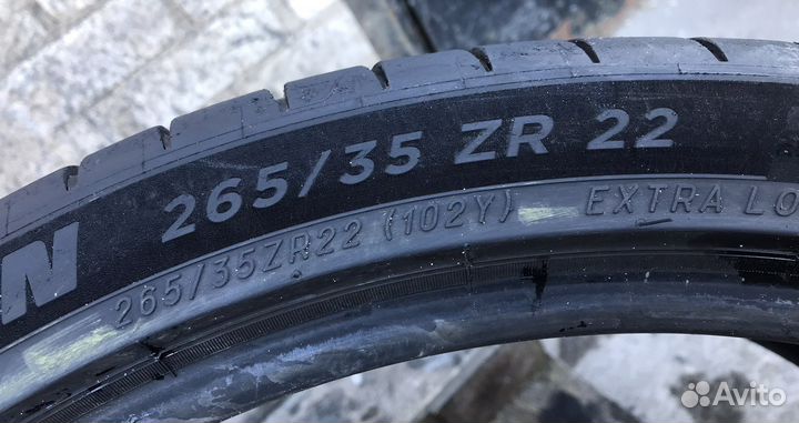 Michelin Pilot Sport 4 S 265/35 R22 102Y