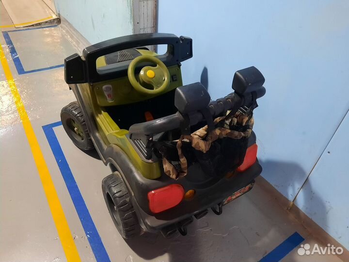 Детский электромобиль