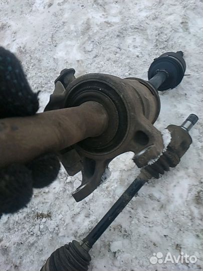 Привод передний Honda cr-v 2.4 2011 год