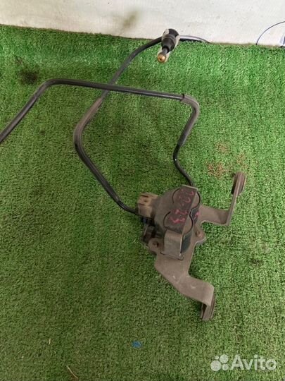 Блок клапанов Toyota Harrier ACU30W