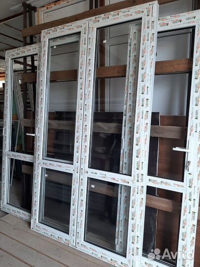 Дверь пластиковая