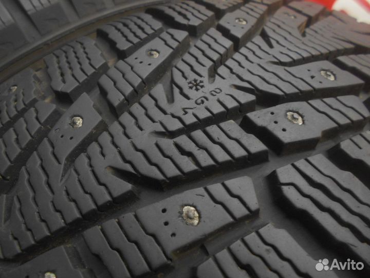 Nokian Tyres Hakkapeliitta 7 SUV 225/60 R17