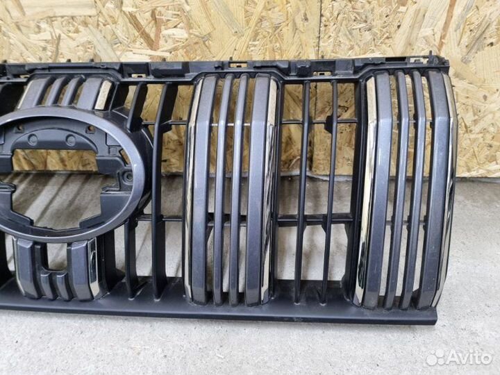 Решетка радиатора Toyota Land Cruiser Prado 150 С
