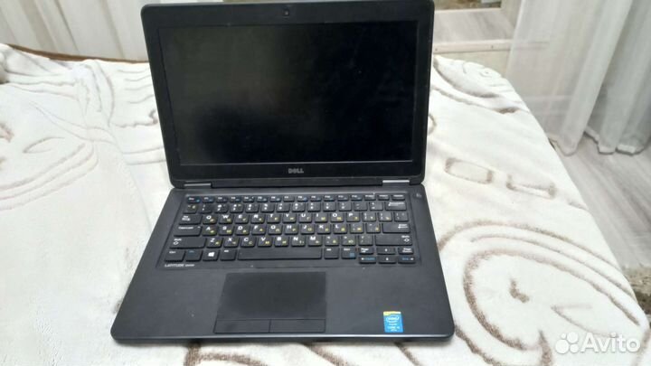 Ноутбук Dell latitude e 5250